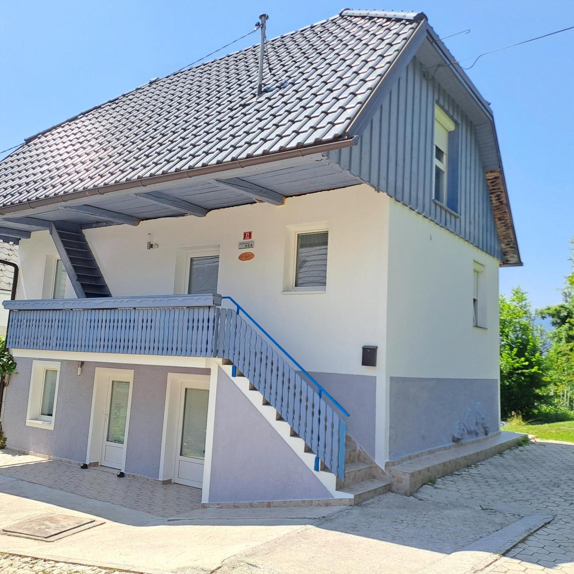 Rupnik *